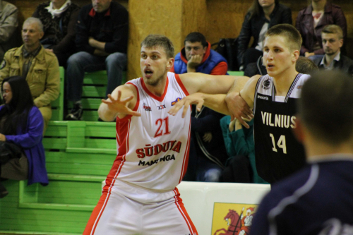 Rokas Čepanonis VDU komandai pelnė 14 taškų